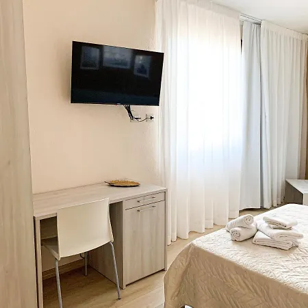 Incentro - 3*